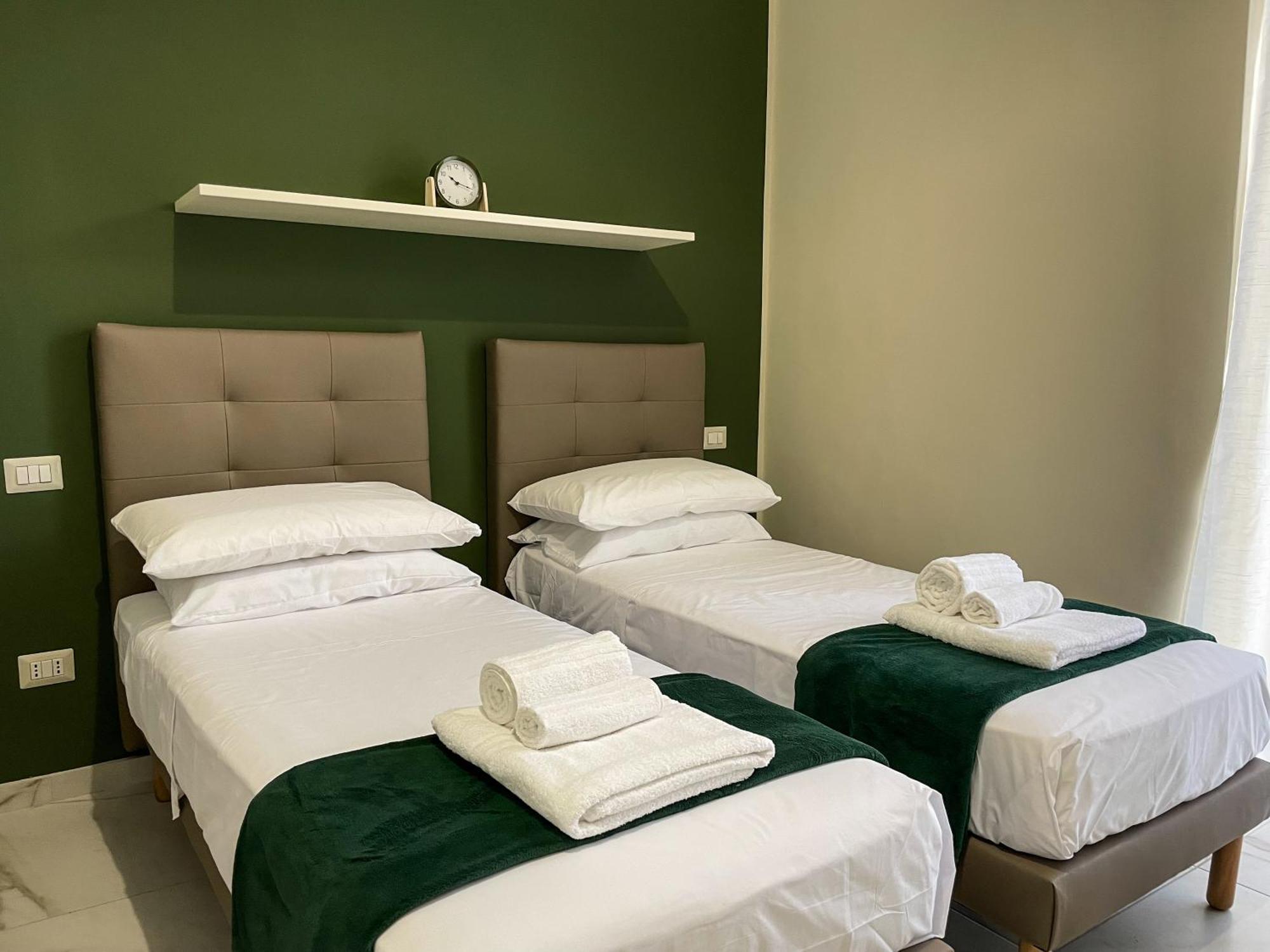 Louma Rooms Bari Exterior photo
